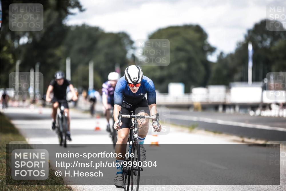 16.08.2026 - KN Förde Triathlon 2026 H.Heesch http://msf.ph/oto/9990304 16.08.2026 13:25:40 Radfahren 601, 711 meine-sportfotos.de