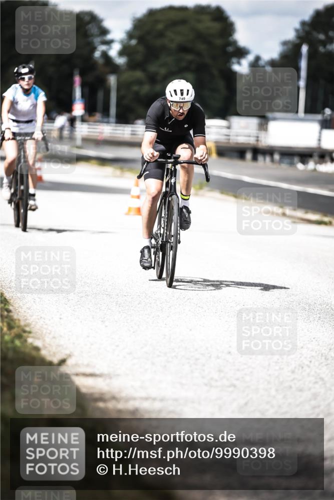 16.08.2026 - KN Förde Triathlon 2026 H.Heesch http://msf.ph/oto/9990398 16.08.2026 13:26:02 Radfahren 731 meine-sportfotos.de