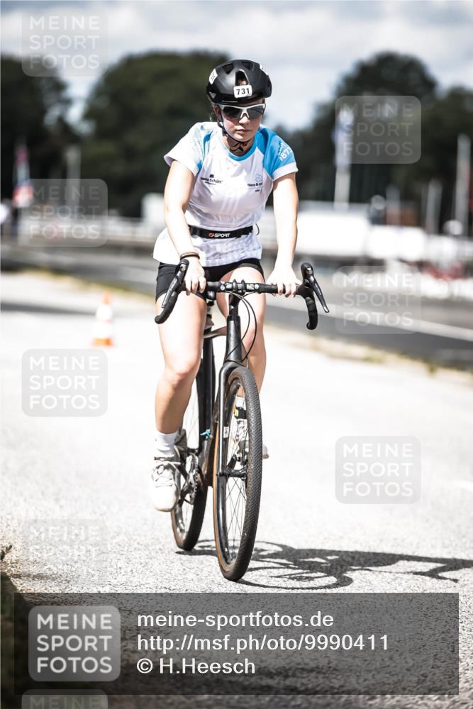 16.08.2026 - KN Förde Triathlon 2026 H.Heesch http://msf.ph/oto/9990411 16.08.2026 13:26:04 Radfahren 731 meine-sportfotos.de