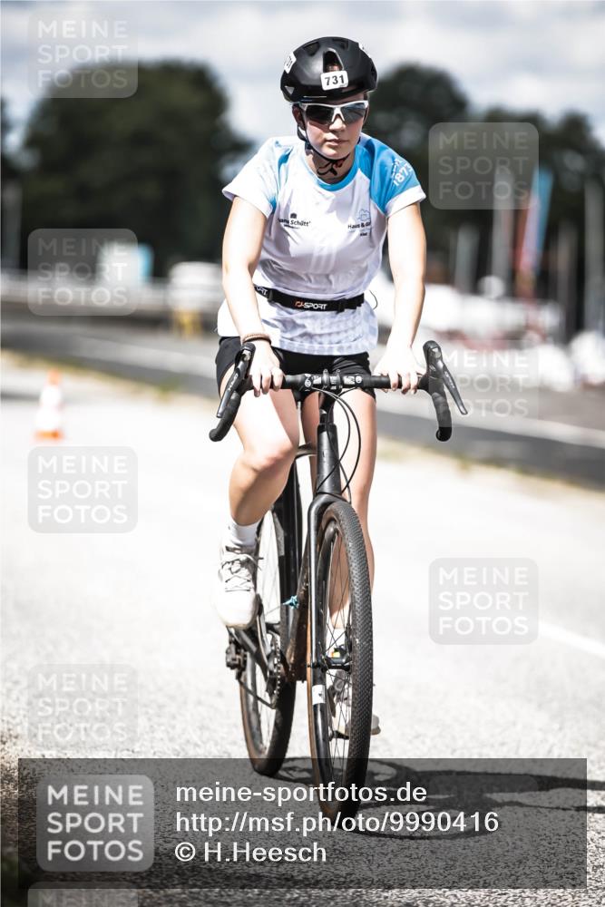 16.08.2026 - KN Förde Triathlon 2026 H.Heesch http://msf.ph/oto/9990416 16.08.2026 13:26:04 Radfahren 731 meine-sportfotos.de