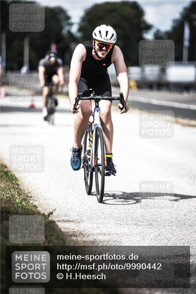 16.08.2026 - KN Förde Triathlon 2026 H.Heesch http://msf.ph/oto/9990442 16.08.2026 13:26:15 Radfahren 604 meine-sportfotos.de