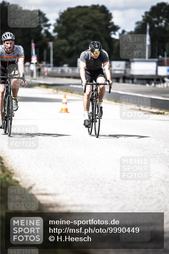 16.08.2026 - KN Förde Triathlon 2026 H.Heesch http://msf.ph/oto/9990449 16.08.2026 13:26:16 Radfahren 604 meine-sportfotos.de