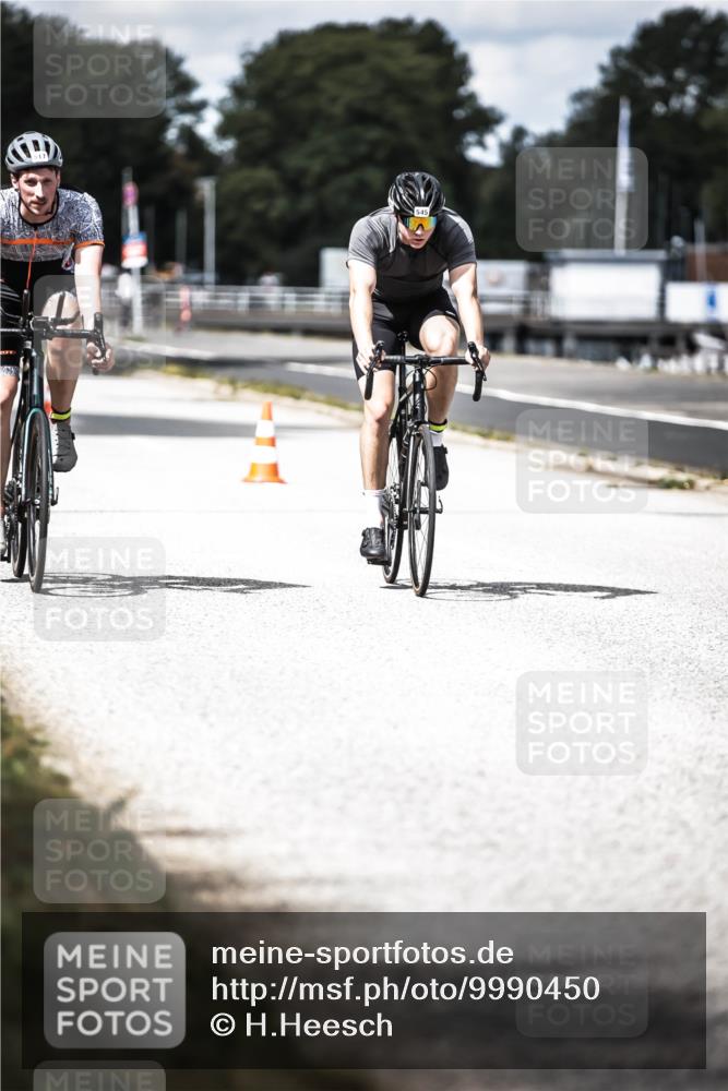 16.08.2026 - KN Förde Triathlon 2026 H.Heesch http://msf.ph/oto/9990450 16.08.2026 13:26:16 Radfahren 604 meine-sportfotos.de