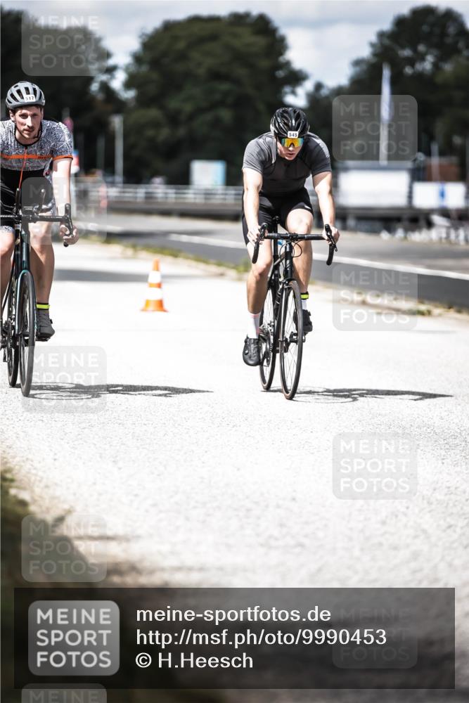16.08.2026 - KN Förde Triathlon 2026 H.Heesch http://msf.ph/oto/9990453 16.08.2026 13:26:16 Radfahren 604 meine-sportfotos.de