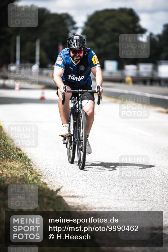 16.08.2026 - KN Förde Triathlon 2026 H.Heesch http://msf.ph/oto/9990462 16.08.2026 13:26:19 Radfahren 604 meine-sportfotos.de