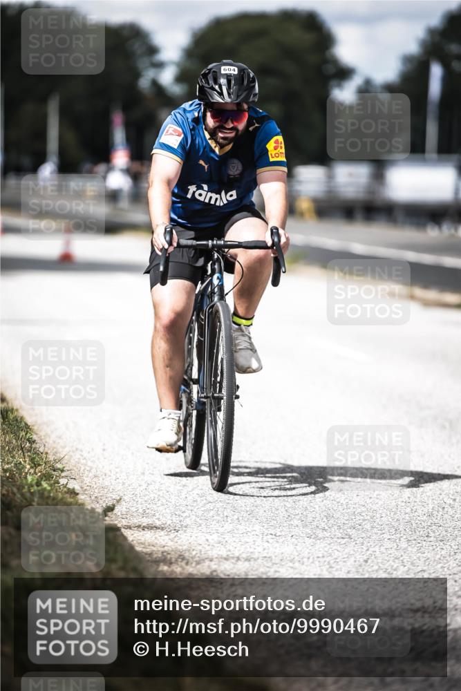 16.08.2026 - KN Förde Triathlon 2026 H.Heesch http://msf.ph/oto/9990467 16.08.2026 13:26:19 Radfahren 604 meine-sportfotos.de