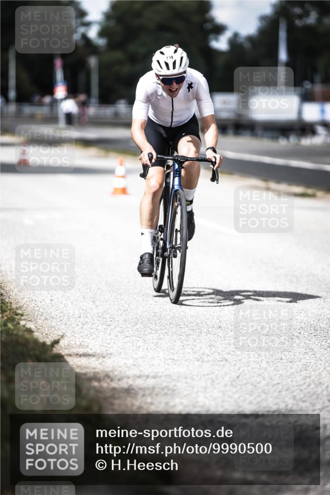 16.08.2026 - KN Förde Triathlon 2026 H.Heesch http://msf.ph/oto/9990500 16.08.2026 13:26:26 Radfahren 580 meine-sportfotos.de