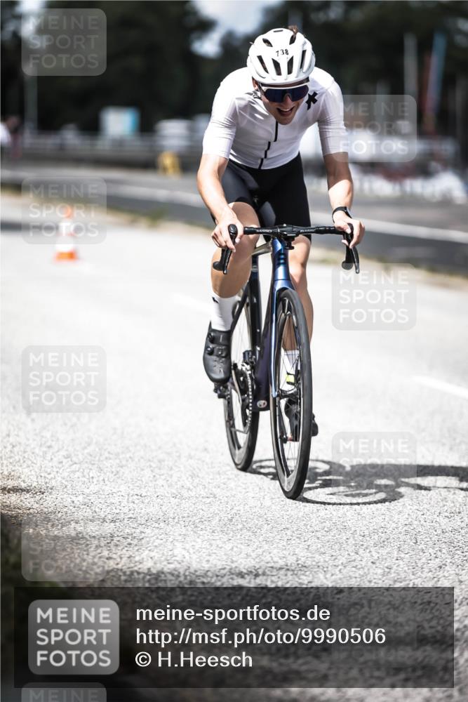 16.08.2026 - KN Förde Triathlon 2026 H.Heesch http://msf.ph/oto/9990506 16.08.2026 13:26:26 Radfahren 580 meine-sportfotos.de