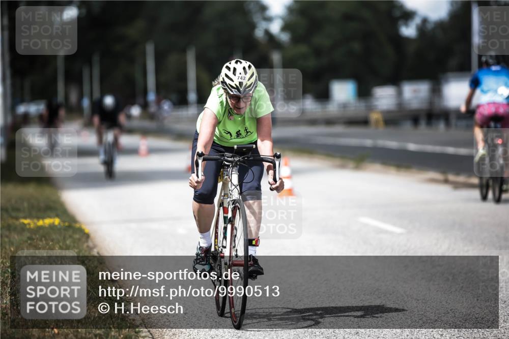 16.08.2026 - KN Förde Triathlon 2026 H.Heesch http://msf.ph/oto/9990513 16.08.2026 13:26:35 Radfahren 715, 725, 742 meine-sportfotos.de