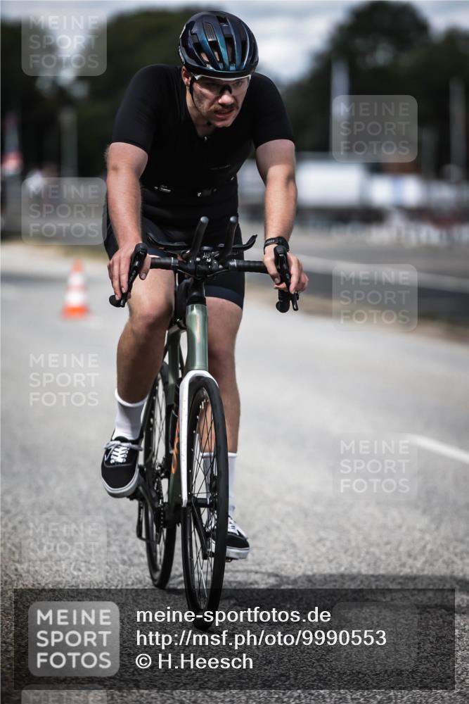 16.08.2026 - KN Förde Triathlon 2026 H.Heesch http://msf.ph/oto/9990553 16.08.2026 13:26:43 Radfahren 566 meine-sportfotos.de