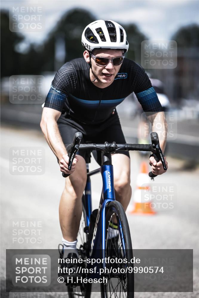 16.08.2026 - KN Förde Triathlon 2026 H.Heesch http://msf.ph/oto/9990574 16.08.2026 13:26:49 Radfahren 735 meine-sportfotos.de