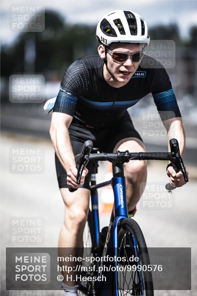 16.08.2026 - KN Förde Triathlon 2026 H.Heesch http://msf.ph/oto/9990576 16.08.2026 13:26:49 Radfahren 735 meine-sportfotos.de