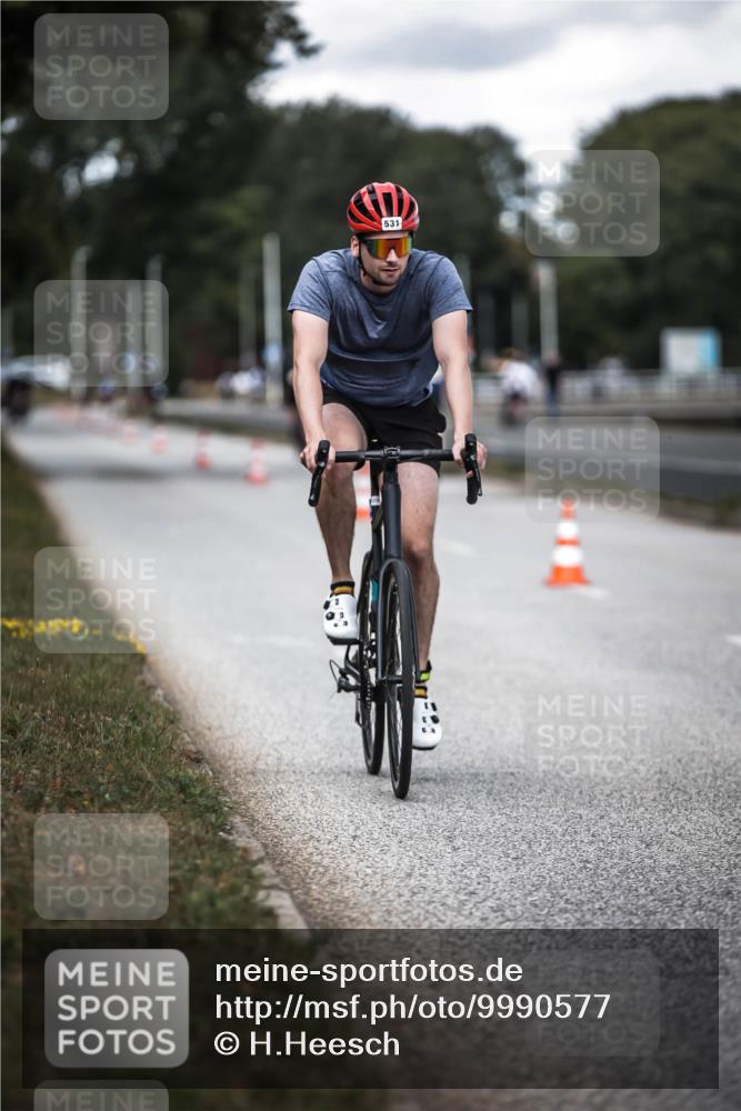 16.08.2026 - KN Förde Triathlon 2026 H.Heesch http://msf.ph/oto/9990577 16.08.2026 13:27:08 Radfahren  meine-sportfotos.de