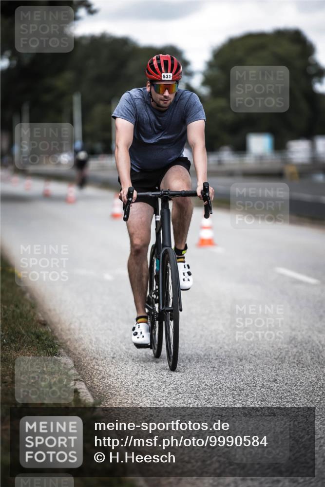 16.08.2026 - KN Förde Triathlon 2026 H.Heesch http://msf.ph/oto/9990584 16.08.2026 13:27:09 Radfahren  meine-sportfotos.de