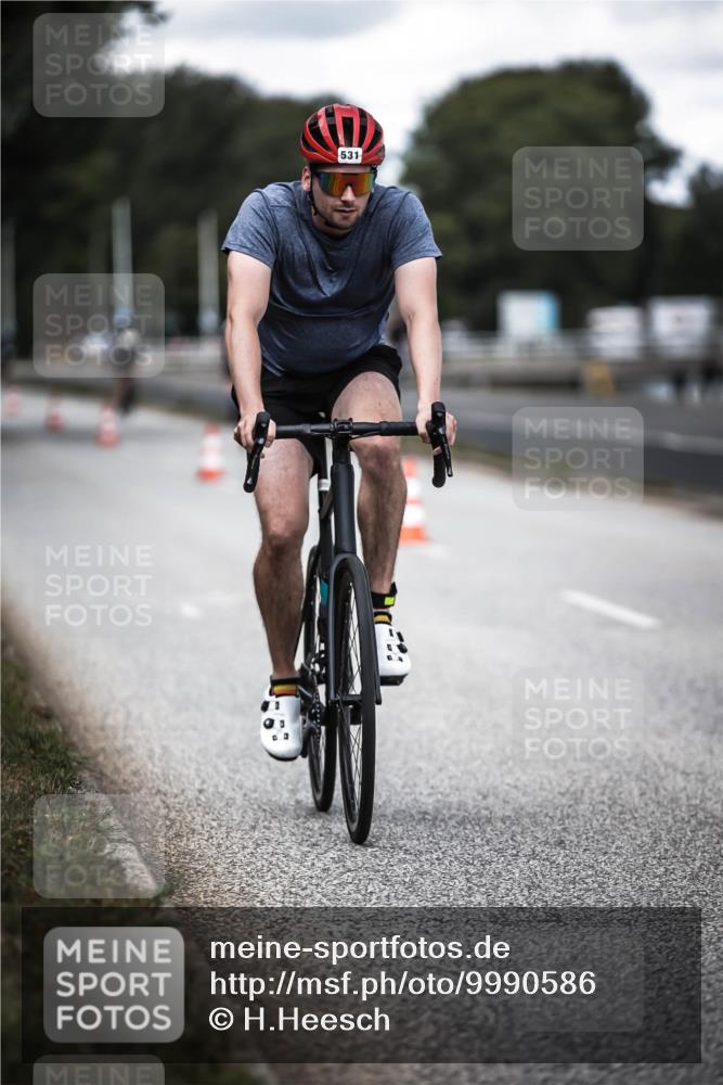 16.08.2026 - KN Förde Triathlon 2026 H.Heesch http://msf.ph/oto/9990586 16.08.2026 13:27:09 Radfahren  meine-sportfotos.de