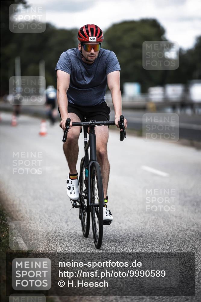 16.08.2026 - KN Förde Triathlon 2026 H.Heesch http://msf.ph/oto/9990589 16.08.2026 13:27:09 Radfahren  meine-sportfotos.de