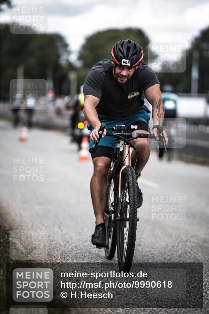 16.08.2026 - KN Förde Triathlon 2026 H.Heesch http://msf.ph/oto/9990618 16.08.2026 13:27:29 Radfahren 579, 606 meine-sportfotos.de