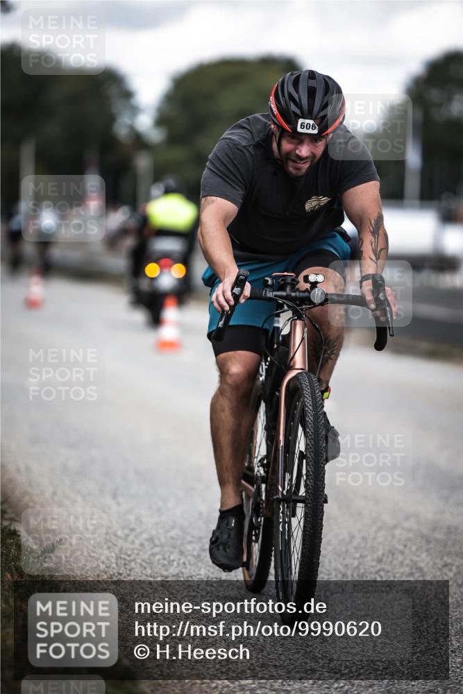 16.08.2026 - KN Förde Triathlon 2026 H.Heesch http://msf.ph/oto/9990620 16.08.2026 13:27:29 Radfahren 579, 606 meine-sportfotos.de