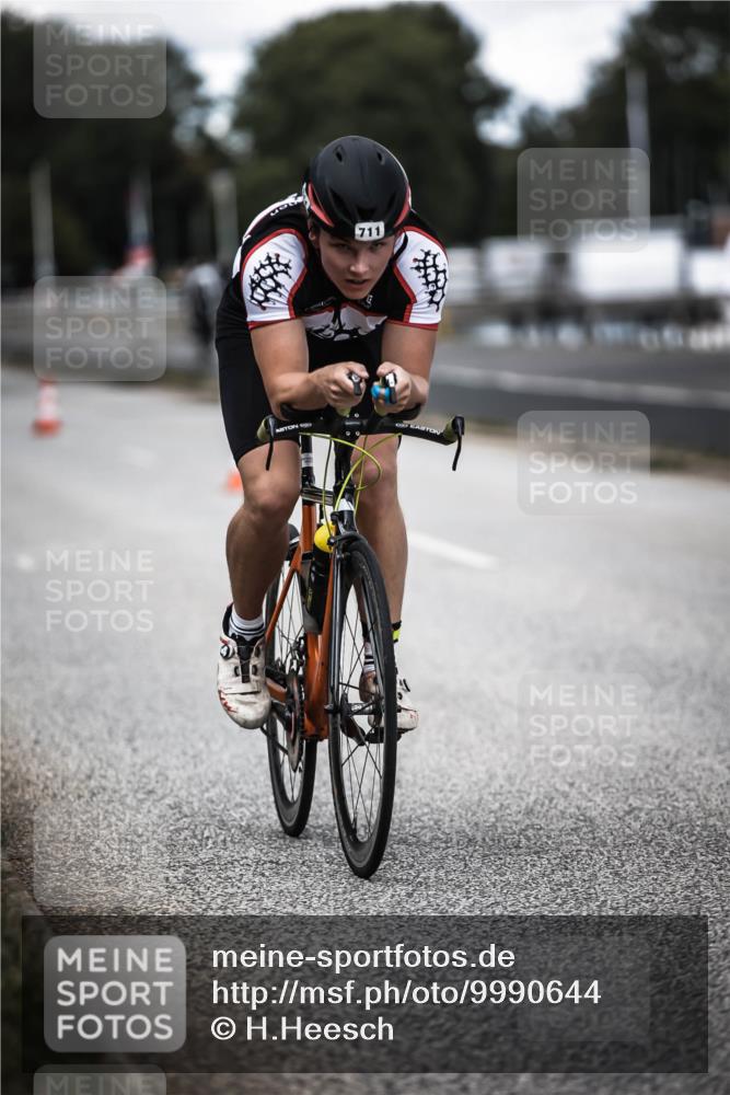 16.08.2026 - KN Förde Triathlon 2026 H.Heesch http://msf.ph/oto/9990644 16.08.2026 13:28:16 Radfahren 723 meine-sportfotos.de