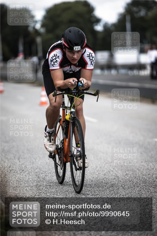 16.08.2026 - KN Förde Triathlon 2026 H.Heesch http://msf.ph/oto/9990645 16.08.2026 13:28:16 Radfahren 723 meine-sportfotos.de