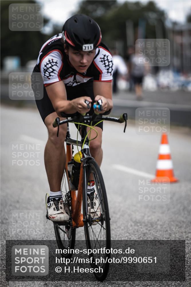 16.08.2026 - KN Förde Triathlon 2026 H.Heesch http://msf.ph/oto/9990651 16.08.2026 13:28:16 Radfahren 723 meine-sportfotos.de