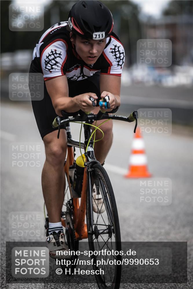 16.08.2026 - KN Förde Triathlon 2026 H.Heesch http://msf.ph/oto/9990653 16.08.2026 13:28:16 Radfahren 723 meine-sportfotos.de