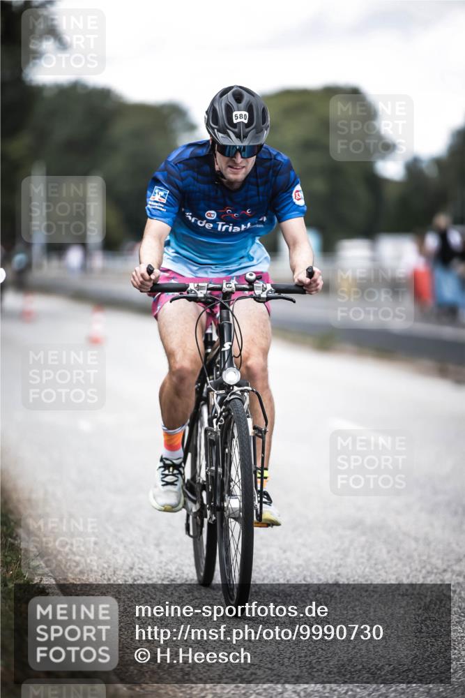 16.08.2026 - KN Förde Triathlon 2026 H.Heesch http://msf.ph/oto/9990730 16.08.2026 13:29:10 Radfahren 722 meine-sportfotos.de