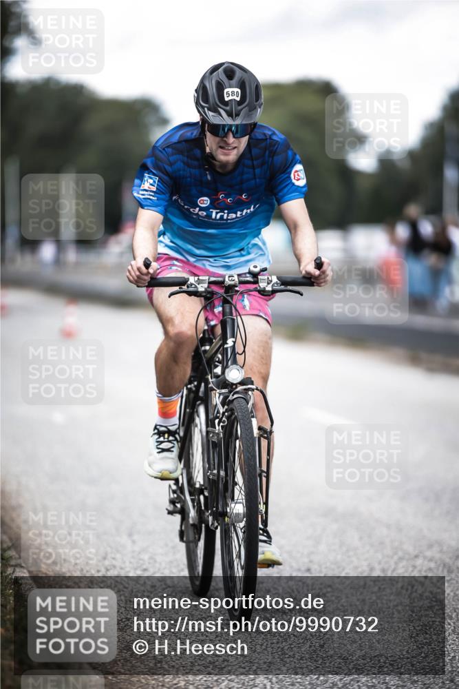 16.08.2026 - KN Förde Triathlon 2026 H.Heesch http://msf.ph/oto/9990732 16.08.2026 13:29:10 Radfahren 722 meine-sportfotos.de