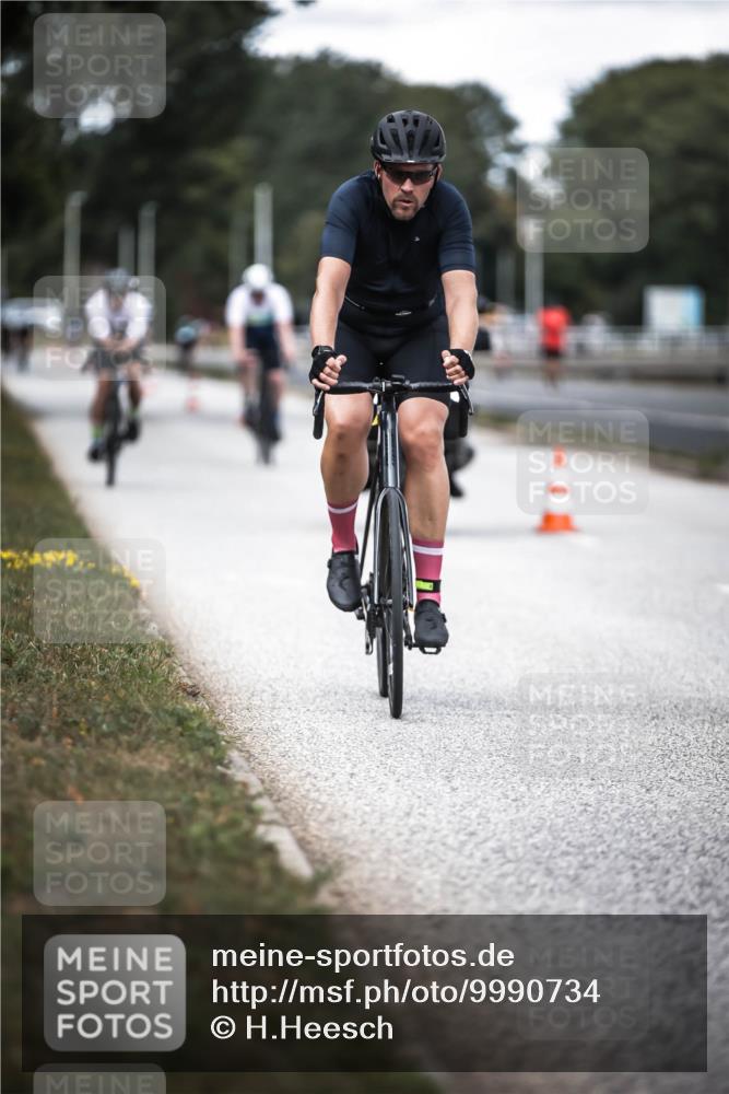16.08.2026 - KN Förde Triathlon 2026 H.Heesch http://msf.ph/oto/9990734 16.08.2026 13:29:14 Radfahren 562, 722 meine-sportfotos.de