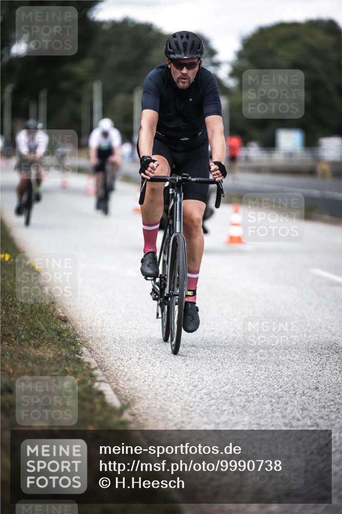 16.08.2026 - KN Förde Triathlon 2026 H.Heesch http://msf.ph/oto/9990738 16.08.2026 13:29:14 Radfahren 562, 722 meine-sportfotos.de