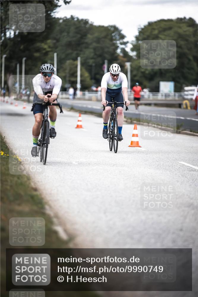 16.08.2026 - KN Förde Triathlon 2026 H.Heesch http://msf.ph/oto/9990749 16.08.2026 13:29:16 Radfahren 562, 722 meine-sportfotos.de