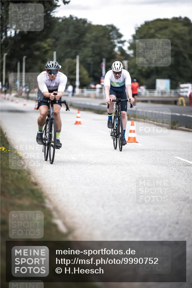16.08.2026 - KN Förde Triathlon 2026 H.Heesch http://msf.ph/oto/9990752 16.08.2026 13:29:16 Radfahren 562, 722 meine-sportfotos.de
