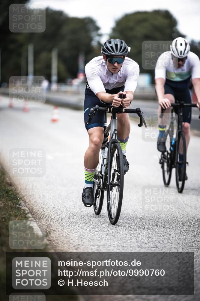 16.08.2026 - KN Förde Triathlon 2026 H.Heesch http://msf.ph/oto/9990760 16.08.2026 13:29:17 Radfahren 562 meine-sportfotos.de