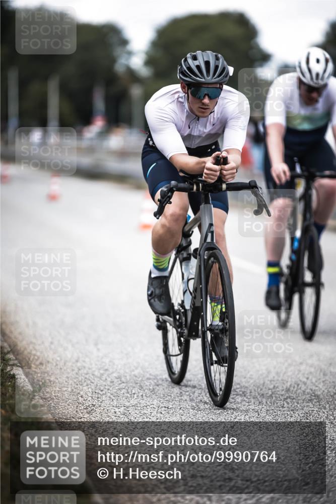 16.08.2026 - KN Förde Triathlon 2026 H.Heesch http://msf.ph/oto/9990764 16.08.2026 13:29:17 Radfahren 562 meine-sportfotos.de
