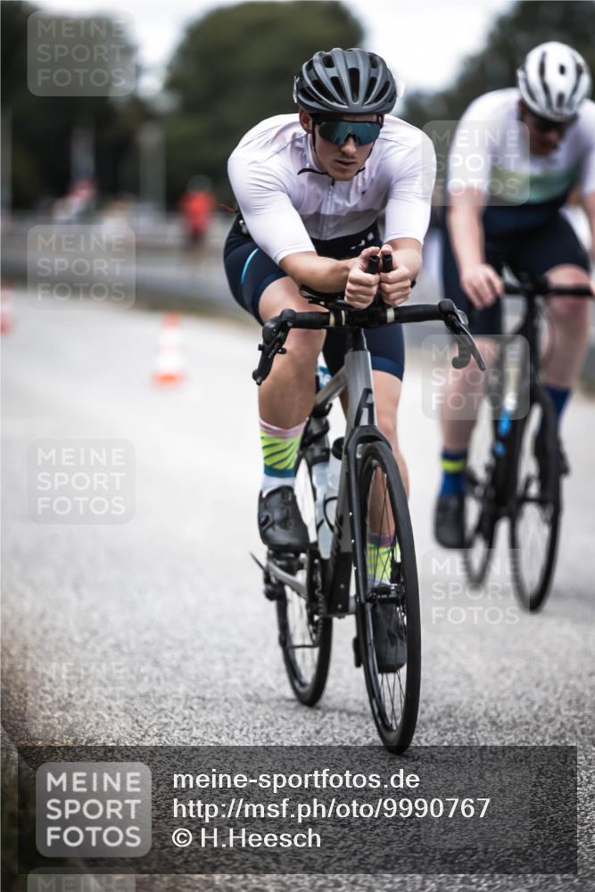 16.08.2026 - KN Förde Triathlon 2026 H.Heesch http://msf.ph/oto/9990767 16.08.2026 13:29:18 Radfahren 562 meine-sportfotos.de