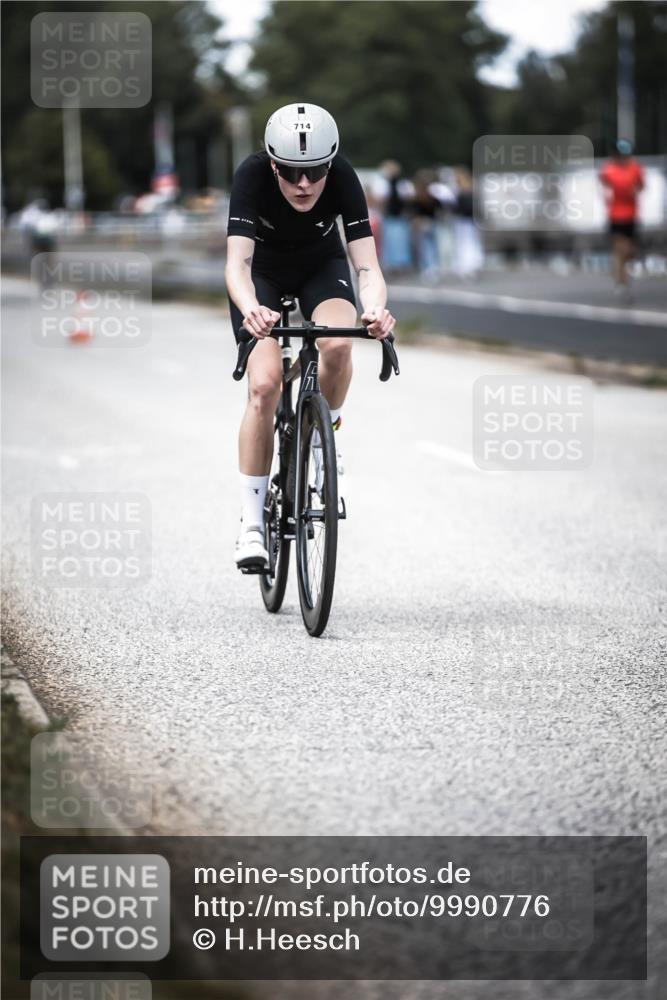 16.08.2026 - KN Förde Triathlon 2026 H.Heesch http://msf.ph/oto/9990776 16.08.2026 13:29:28 Radfahren 597, 603 meine-sportfotos.de