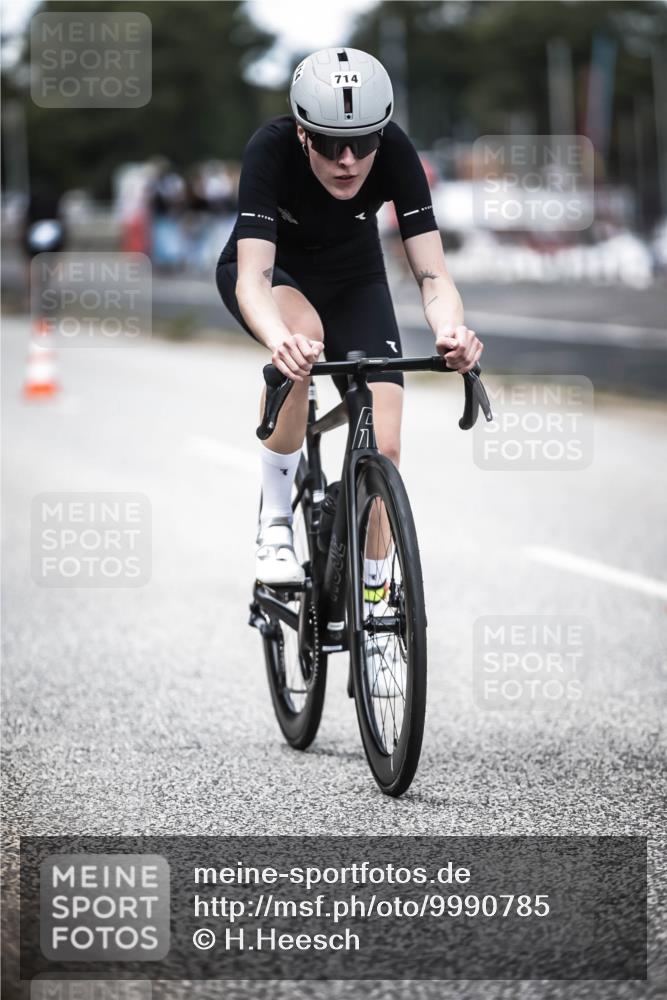 16.08.2026 - KN Förde Triathlon 2026 H.Heesch http://msf.ph/oto/9990785 16.08.2026 13:29:28 Radfahren 597, 603 meine-sportfotos.de