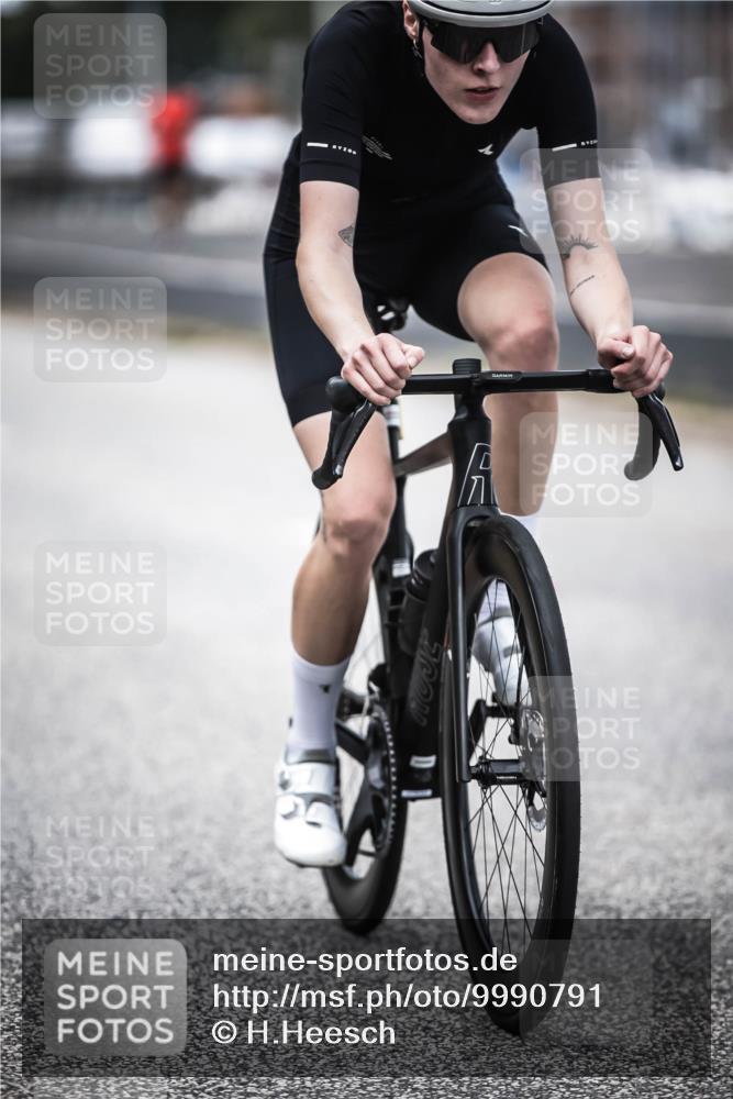 16.08.2026 - KN Förde Triathlon 2026 H.Heesch http://msf.ph/oto/9990791 16.08.2026 13:29:29 Radfahren 603 meine-sportfotos.de