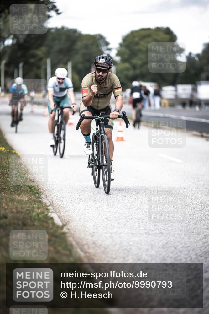 16.08.2026 - KN Förde Triathlon 2026 H.Heesch http://msf.ph/oto/9990793 16.08.2026 13:29:35 Radfahren 720 meine-sportfotos.de