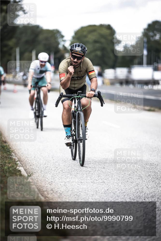 16.08.2026 - KN Förde Triathlon 2026 H.Heesch http://msf.ph/oto/9990799 16.08.2026 13:29:35 Radfahren 720 meine-sportfotos.de
