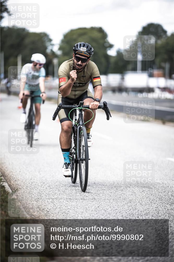 16.08.2026 - KN Förde Triathlon 2026 H.Heesch http://msf.ph/oto/9990802 16.08.2026 13:29:35 Radfahren 720 meine-sportfotos.de