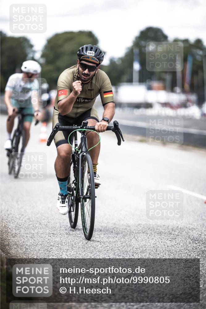 16.08.2026 - KN Förde Triathlon 2026 H.Heesch http://msf.ph/oto/9990805 16.08.2026 13:29:35 Radfahren 720 meine-sportfotos.de