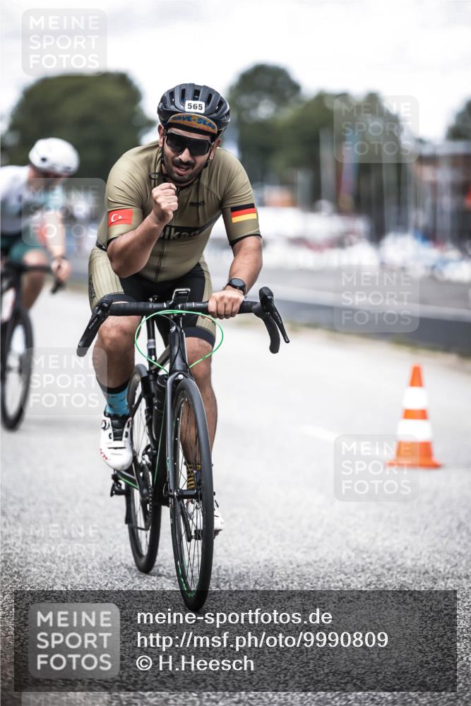 16.08.2026 - KN Förde Triathlon 2026 H.Heesch http://msf.ph/oto/9990809 16.08.2026 13:29:35 Radfahren 720 meine-sportfotos.de