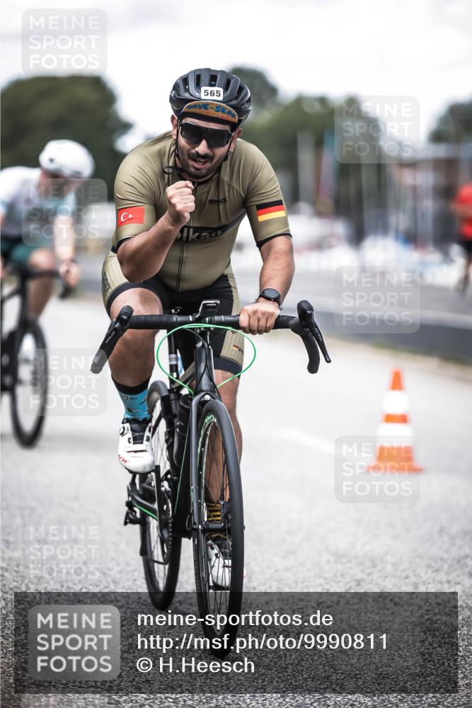 16.08.2026 - KN Förde Triathlon 2026 H.Heesch http://msf.ph/oto/9990811 16.08.2026 13:29:35 Radfahren 720 meine-sportfotos.de