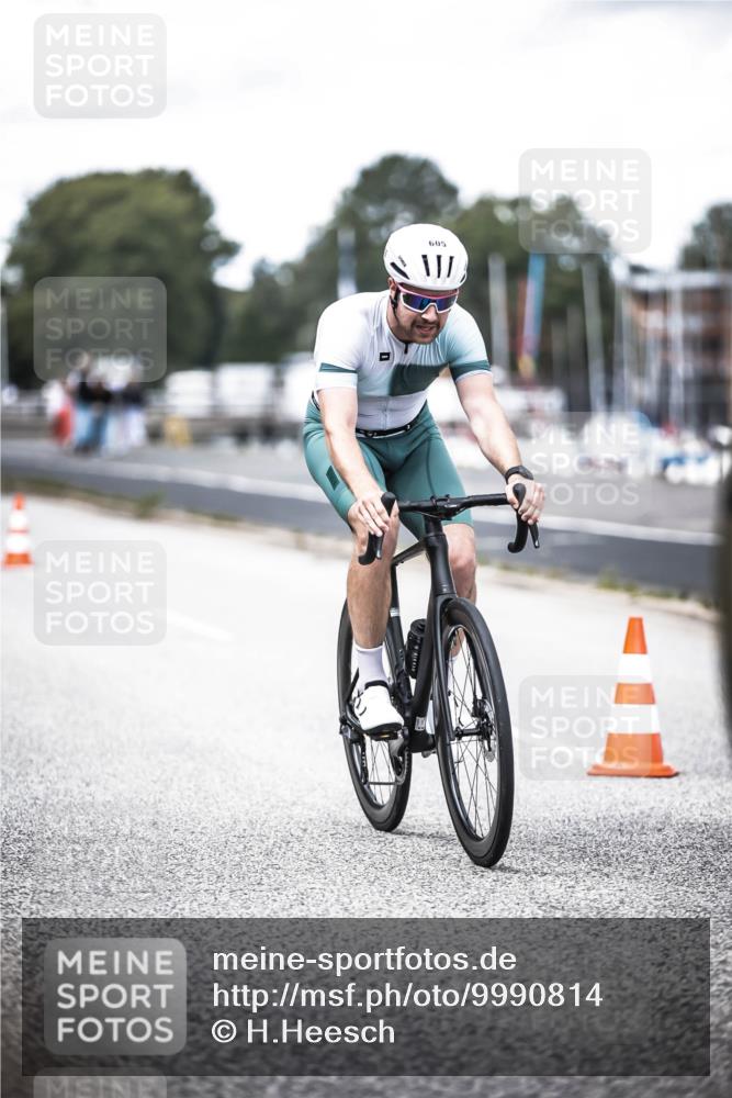 16.08.2026 - KN Förde Triathlon 2026 H.Heesch http://msf.ph/oto/9990814 16.08.2026 13:29:36 Radfahren 720 meine-sportfotos.de