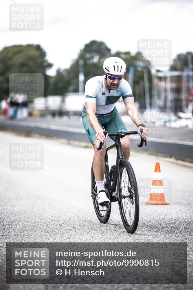16.08.2026 - KN Förde Triathlon 2026 H.Heesch http://msf.ph/oto/9990815 16.08.2026 13:29:36 Radfahren 720 meine-sportfotos.de