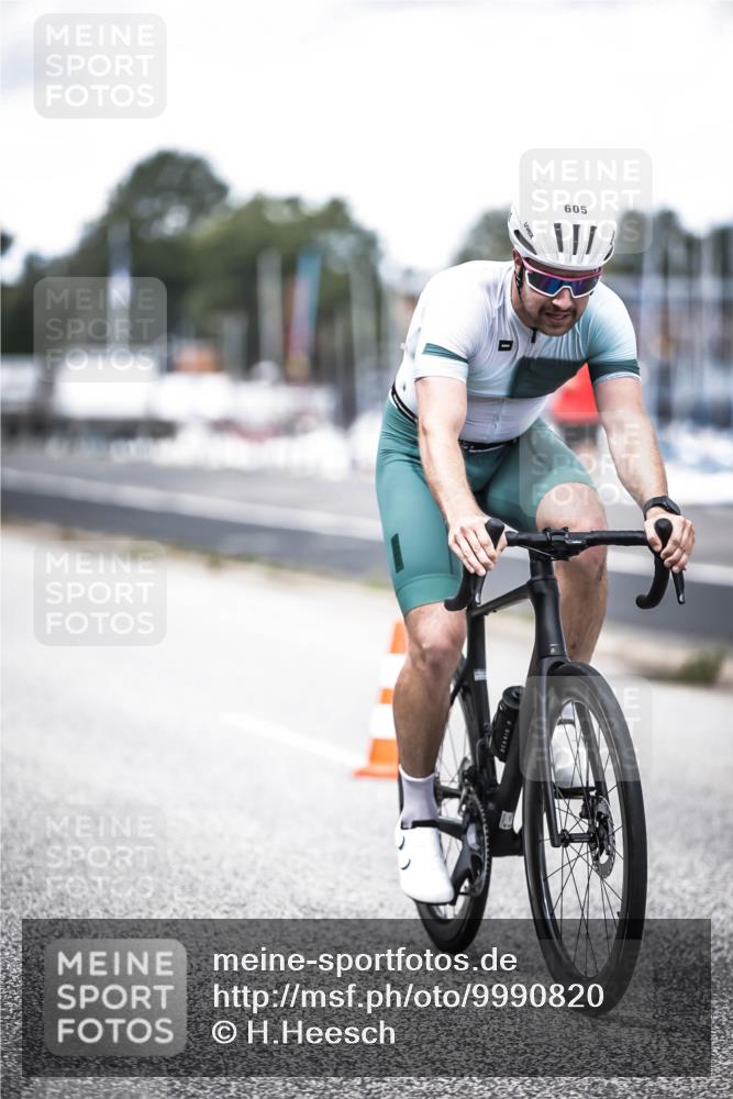16.08.2026 - KN Förde Triathlon 2026 H.Heesch http://msf.ph/oto/9990820 16.08.2026 13:29:36 Radfahren 720 meine-sportfotos.de