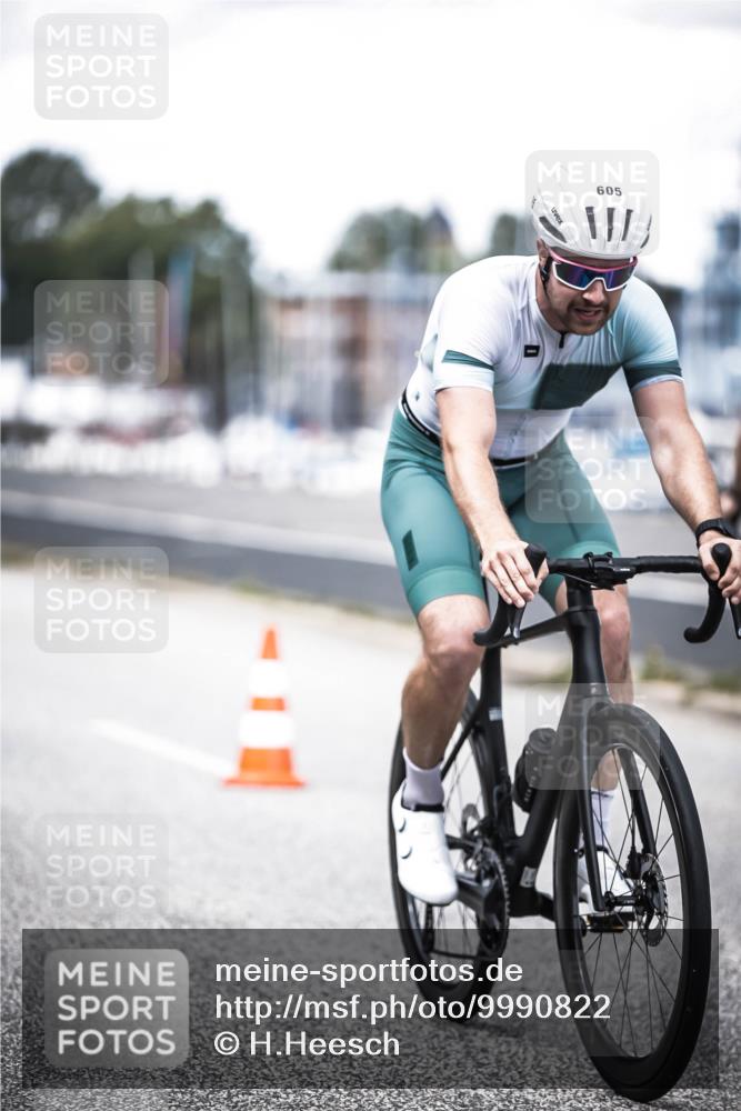 16.08.2026 - KN Förde Triathlon 2026 H.Heesch http://msf.ph/oto/9990822 16.08.2026 13:29:36 Radfahren 720 meine-sportfotos.de