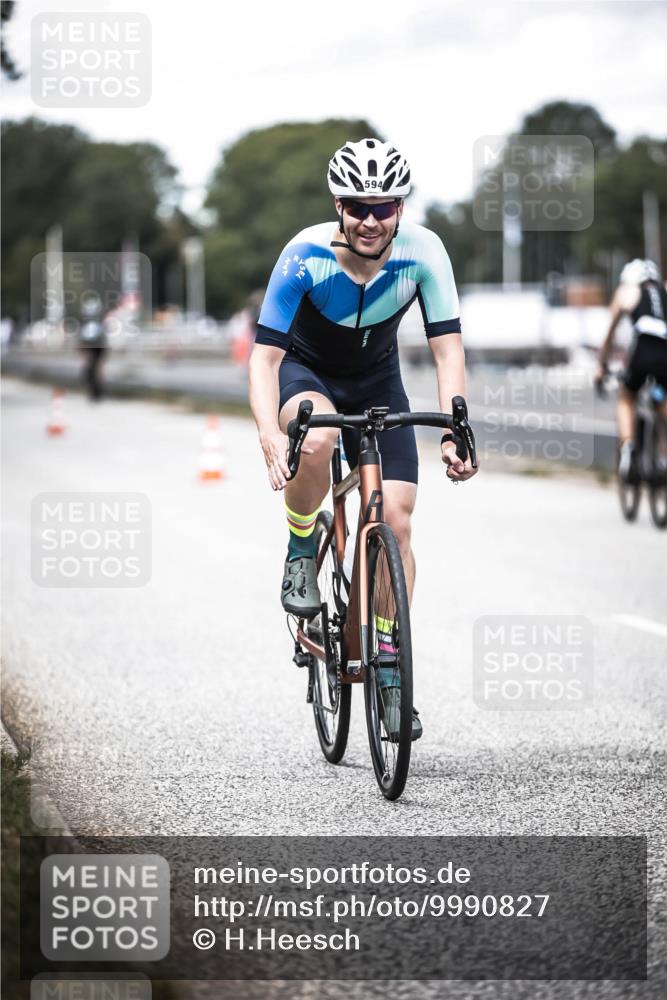 16.08.2026 - KN Förde Triathlon 2026 H.Heesch http://msf.ph/oto/9990827 16.08.2026 13:29:38 Radfahren 720 meine-sportfotos.de