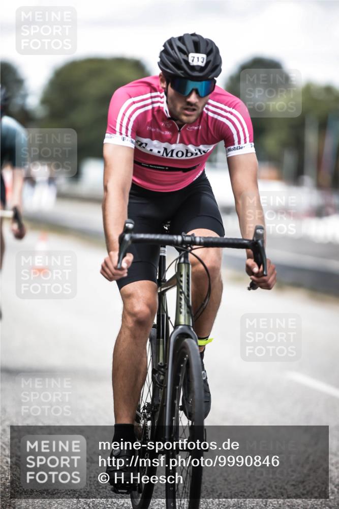 16.08.2026 - KN Förde Triathlon 2026 H.Heesch http://msf.ph/oto/9990846 16.08.2026 13:29:56 Radfahren 592 meine-sportfotos.de